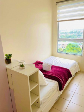 DJ Apartment